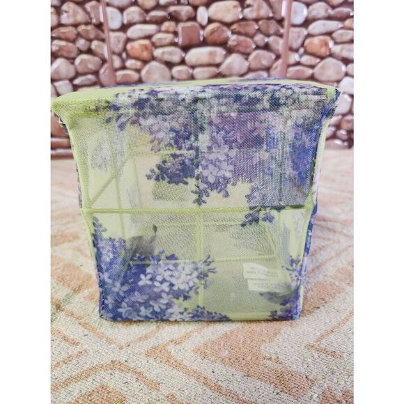 2000 Holly Holderman For Lakehouse Gift Box with Lock #A48 - Picture 3 of 8